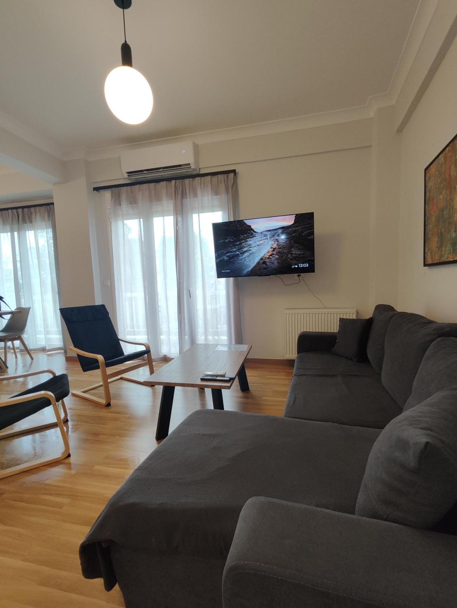 Twins - Panathinaia Apartment Athens